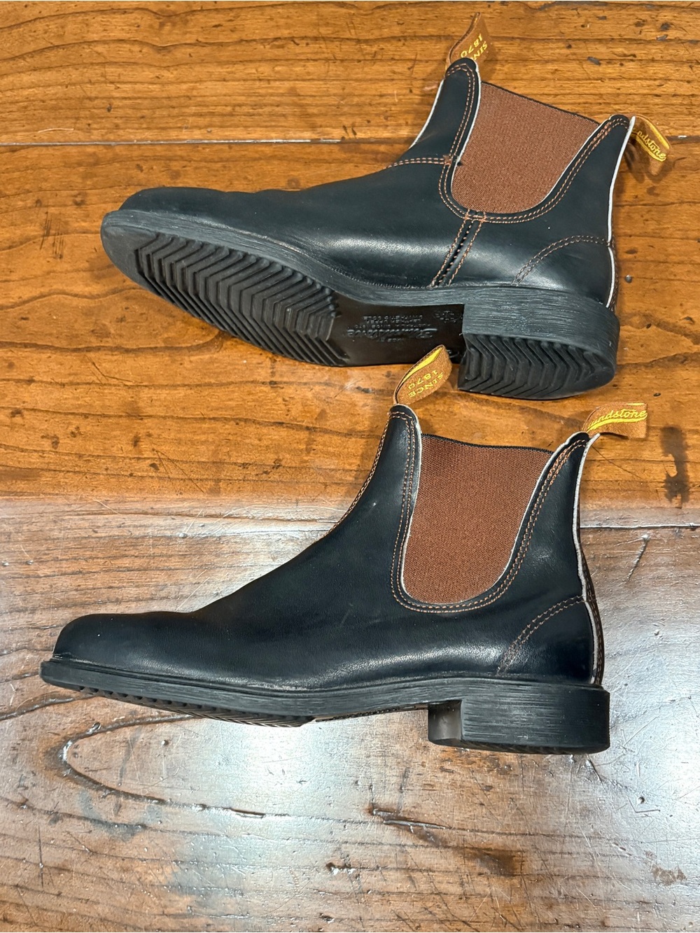 Blundstone Chisel Toe Dress Chelsea Boots Stout Square Toe Men's 10 (AU 9)